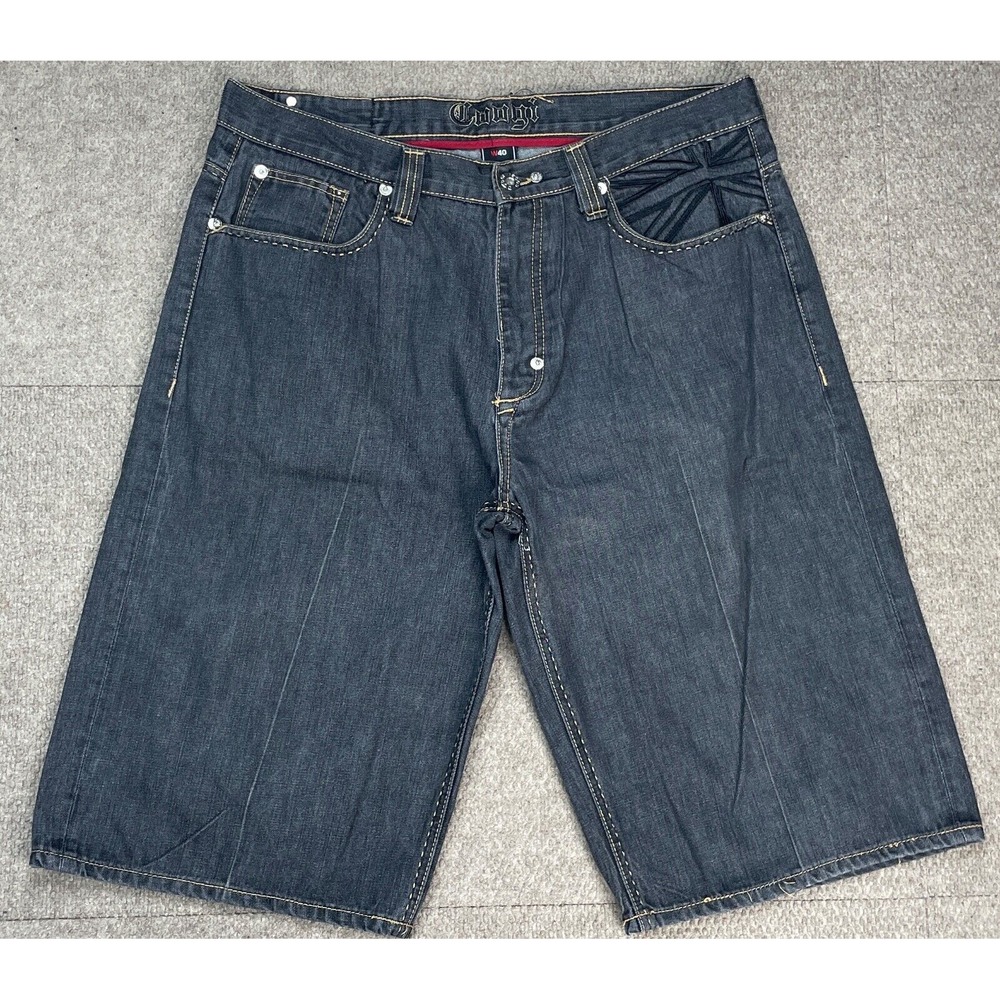 Coogi Jeans Men's Vintage Embroidered 5 Pocket Denim Shorts‎ Size 40